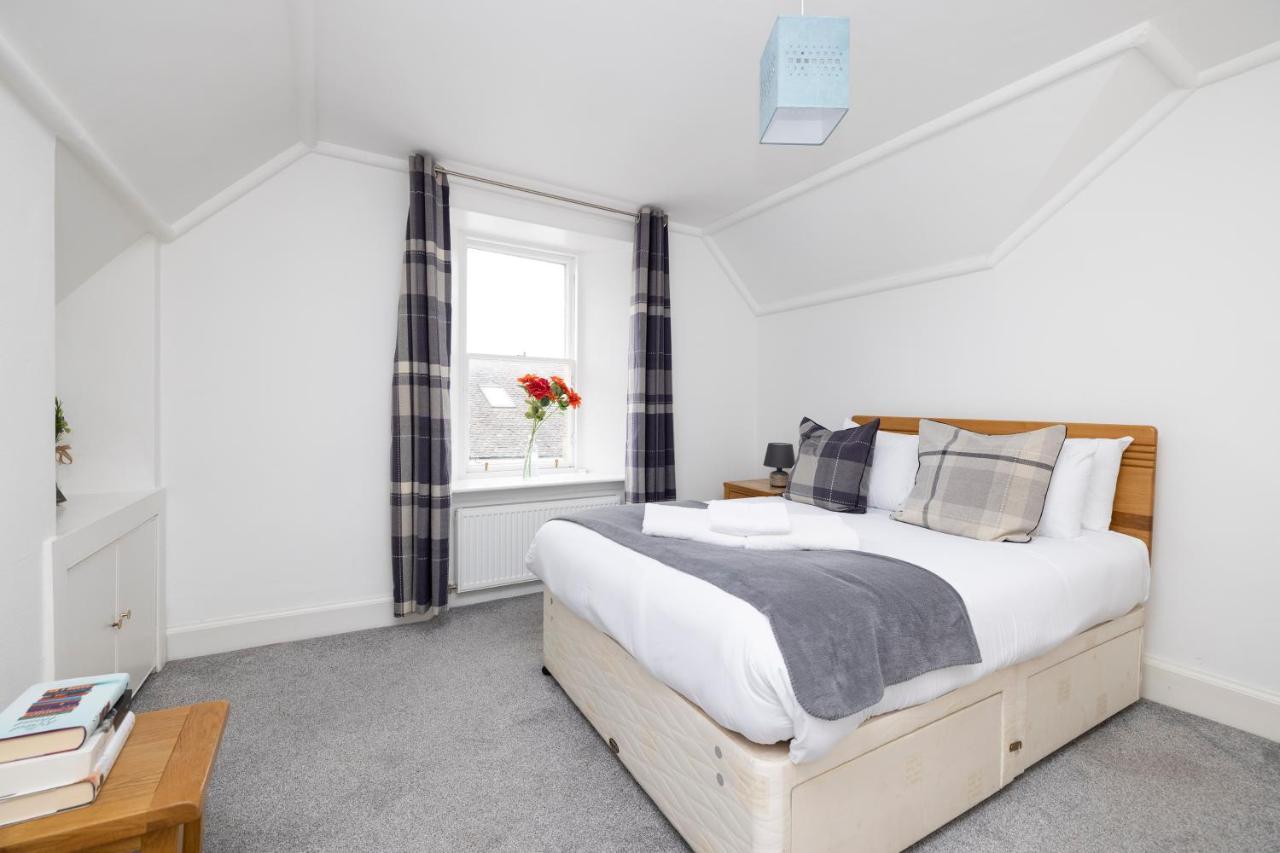 Apartamento Joivy Cosy Flat In The Heart Of Edimburgo Exterior foto