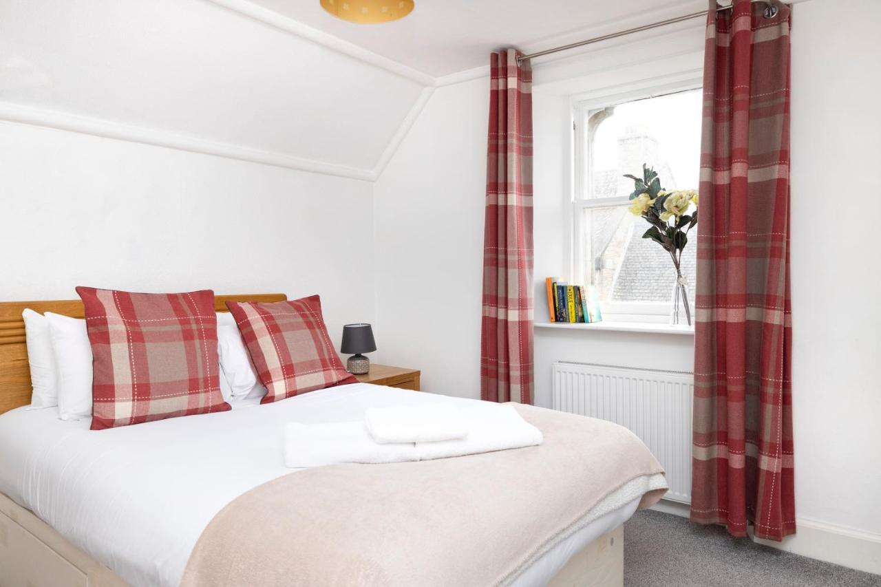Apartamento Joivy Cosy Flat In The Heart Of Edimburgo Exterior foto