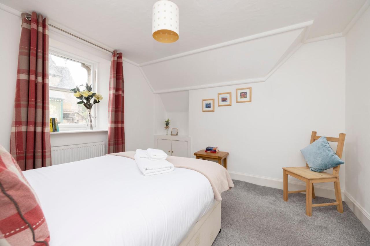 Apartamento Joivy Cosy Flat In The Heart Of Edimburgo Exterior foto