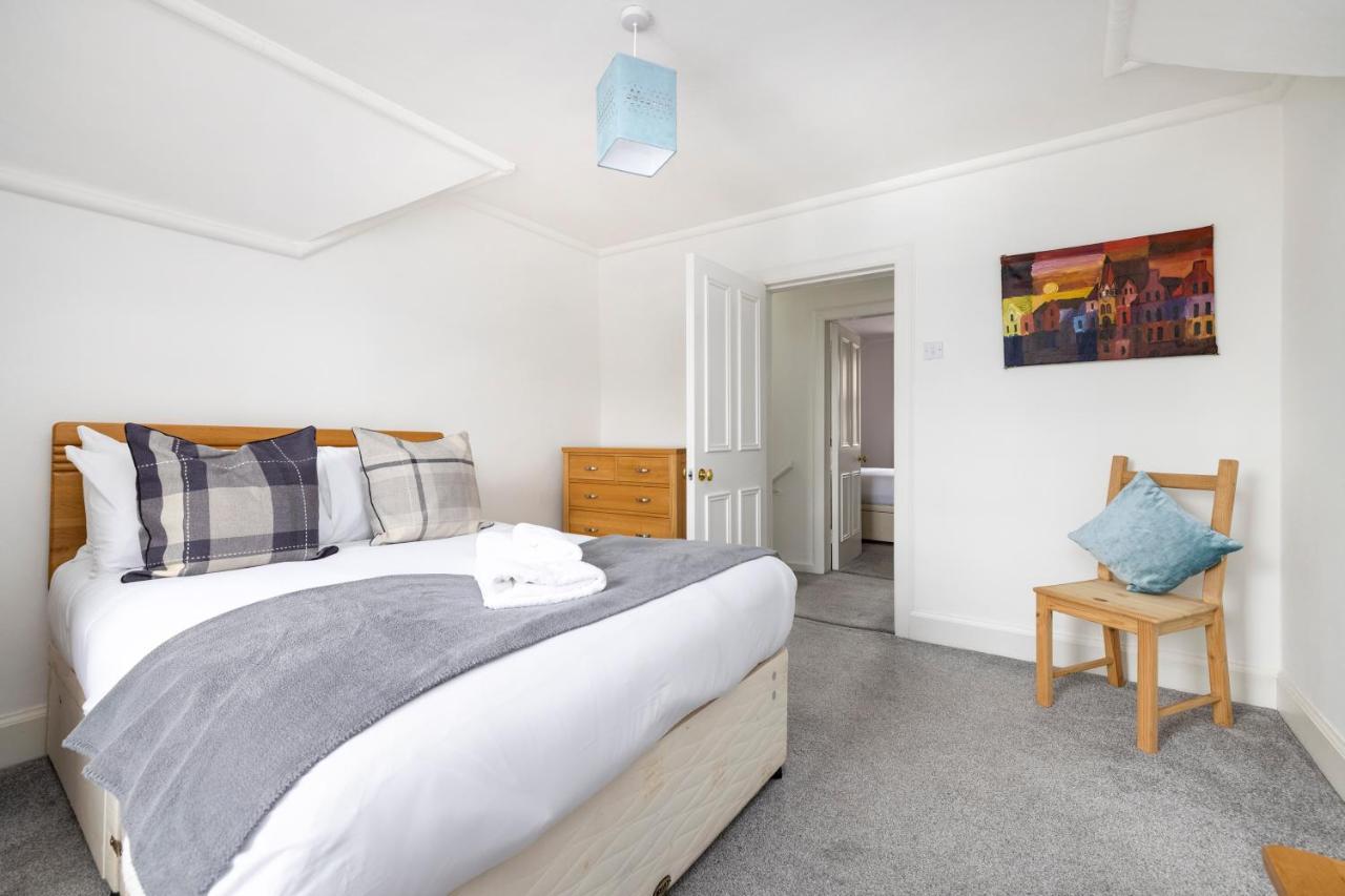 Apartamento Joivy Cosy Flat In The Heart Of Edimburgo Exterior foto
